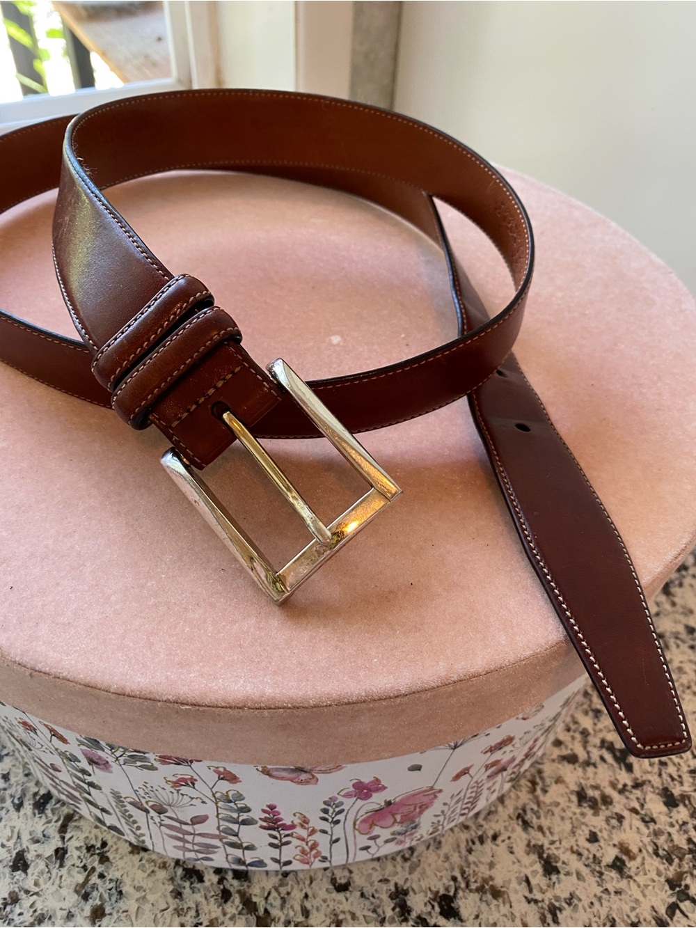 TRAFALGAR Easton Brown Cortina Leather Dress Belt Silver Buckle Men 38